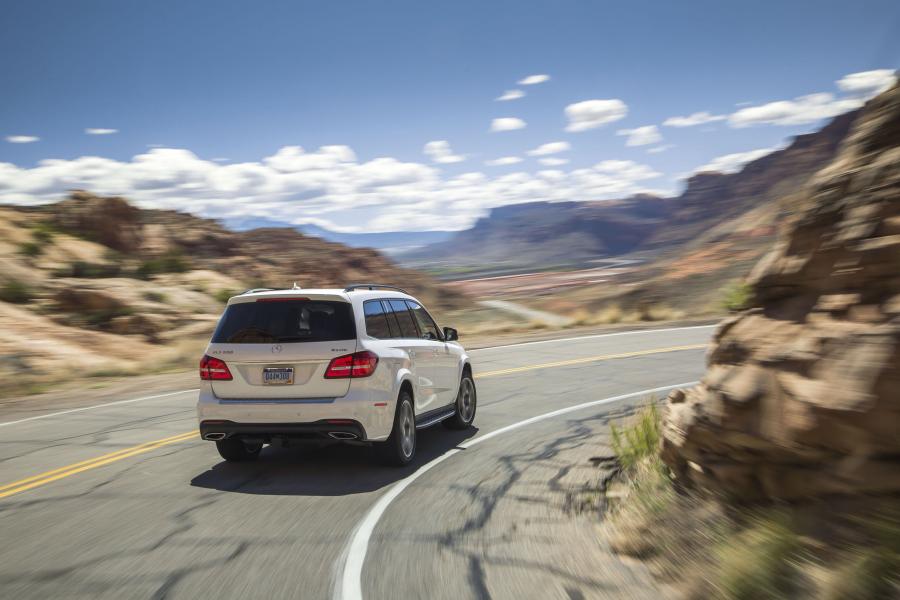 Mercedes-Benz GLS550 4Matic AMG Line 2016 года  (фото 12 из 33)